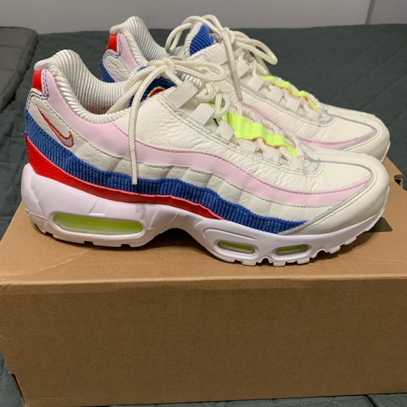Nike Shoes - AIR MAX 95 CORDUROY PANACHE LIKE NEW!!!